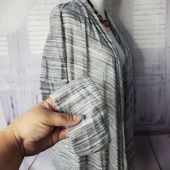 Renee C. Size S gray womens cardigan sweater top - Picture 10 of 14